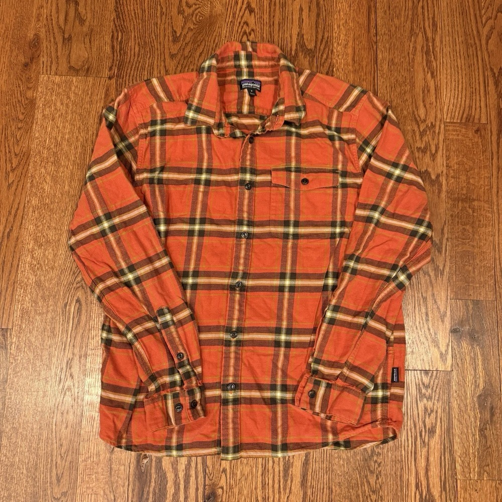 Patagonia Lightweight Fjord Flannel Shirt Men's Medium Orange Plaid Cotton - Picture 2 of 6
